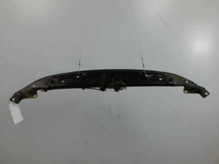 TRAVERSE SUPERIEURE ARMATURE AVANT PEUGEOT 206