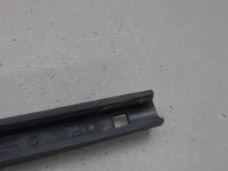 BRAS ESSUIE-GLACE ARRIERE VOLKSWAGEN GOLF