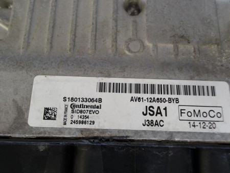 CALCULATEUR MOTEUR FORD G.C-MAX
