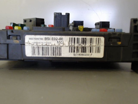 BOITIER GESTION HABITACLE PEUGEOT 206