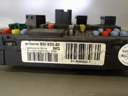 BOITIER GESTION HABITACLE PEUGEOT 206