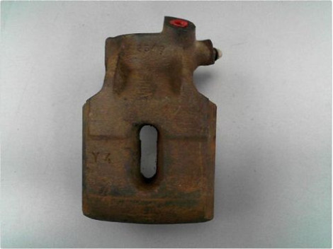 ETRIER DE FREIN AVANT DROIT RENAULT TRAFIC 900  81-88