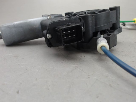 MECANISME LEVE-GLACE AVANT DROIT OPEL CORSA
