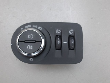 COMMANDE ECLAIRAGE OPEL CORSA