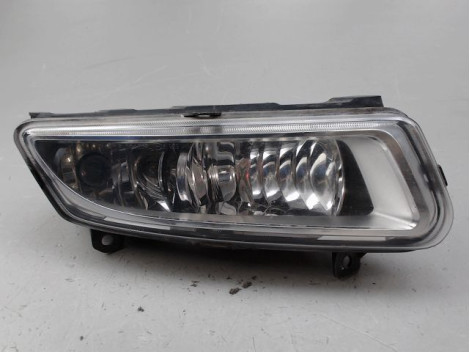 PHARE ANTIBROUILLARD AVANT DROIT VOLKSWAGEN POLO