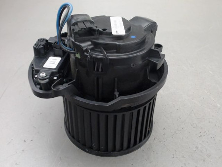 MOTEUR VENTILATEUR CHAUFFAGE RENAULT MEGANE