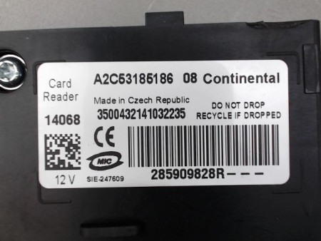 LECTEUR DE CARTE RENAULT MEGANE