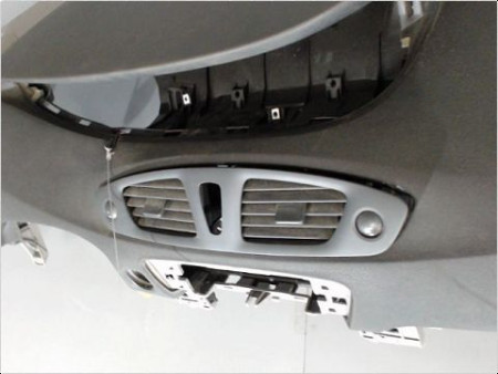 PLANCHE DE BORD  RENAULT SCENIC III PH.1 09-11