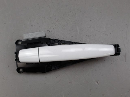 POIGNEE EXTERIEURE PORTE AVANT DROIT OPEL CORSA