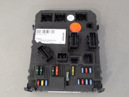 BOITIER GESTION HABITACLE PEUGEOT 206