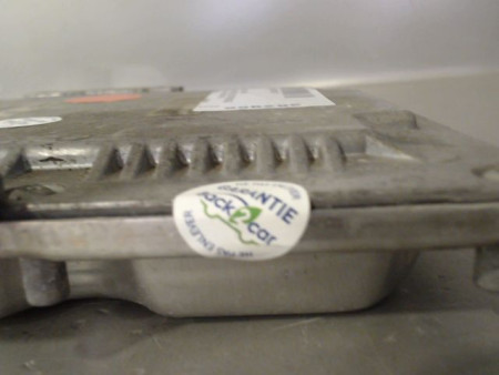 CALCULATEUR MOTEUR PEUGEOT 607