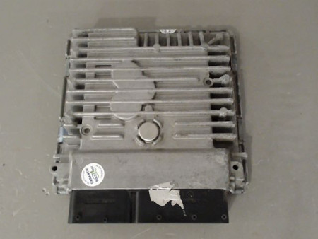 CALCULATEUR MOTEUR VOLKSWAGEN POLO