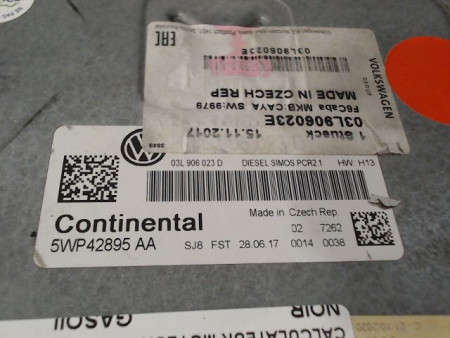 CALCULATEUR MOTEUR VOLKSWAGEN POLO