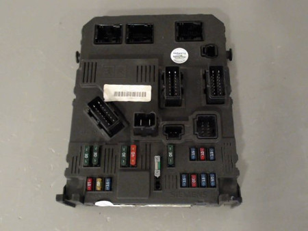 BOITIER GESTION HABITACLE PEUGEOT 206