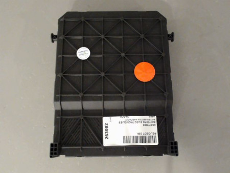 BOITIER GESTION HABITACLE PEUGEOT 206