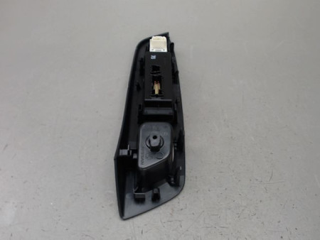 COMMANDE LEVE-GLACE PORTE AVG NISSAN MICRA