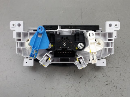 COMMANDE DE CHAUFFAGE DACIA SANDERO