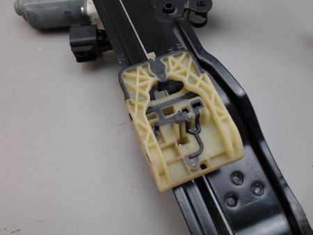 MECANISME LEVE-GLACE AVANT GAUCHE FORD FOCUS