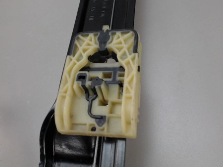 MECANISME LEVE-GLACE AVANT GAUCHE FORD FOCUS