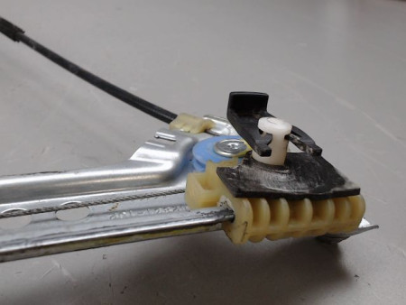 MECANISME LEVE-GLACE AVANT GAUCHE RENAULT MEGANE