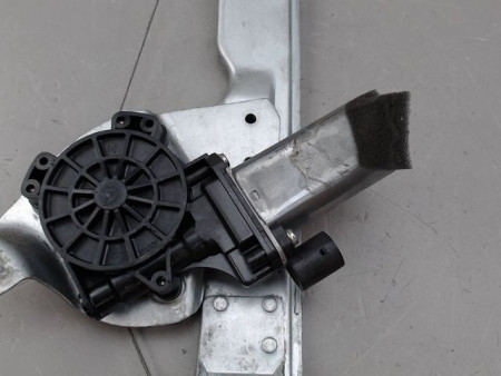 MECANISME LEVE-GLACE ARRIERE DROIT DACIA DUSTER