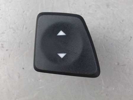 COMMANDE LEVE-GLACE PORTE AVG FIAT 500