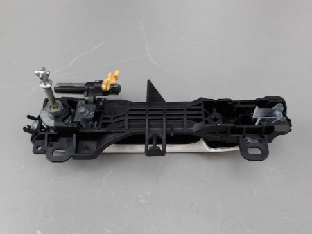 POIGNEE EXTERIEURE PORTE AVANT GAUCHE TOYOTA AURIS