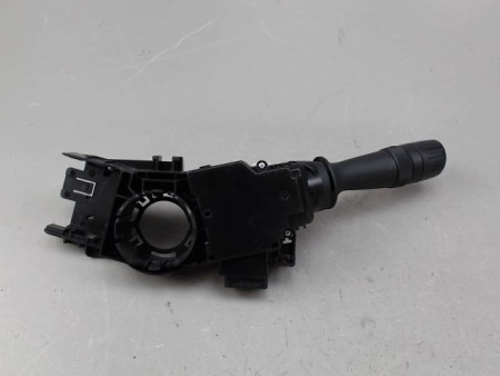 COMMANDE CLIGNOTANT TOYOTA AURIS