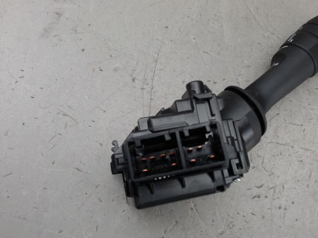 COMMANDE ESSUIE GLACE TOYOTA AURIS