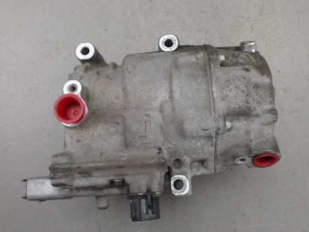 COMPRESSEUR AIR CONDITIONNE TOYOTA AURIS