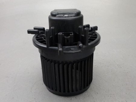 MOTEUR VENTILATEUR CHAUFFAGE SUZUKI IGNIS