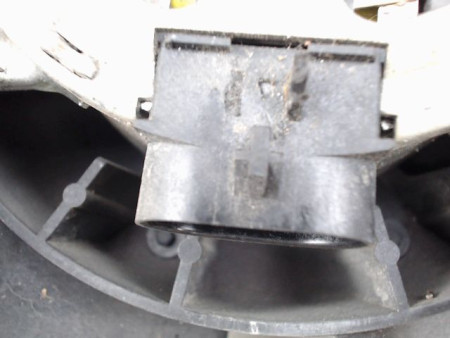 MOTEUR VENTILATEUR RADIATEUR OPEL CORSA