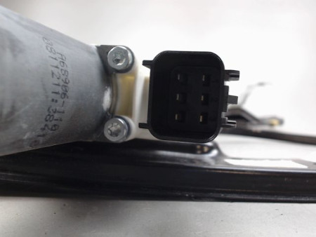 MECANISME LEVE-GLACE AVANT DROIT FORD FOCUS