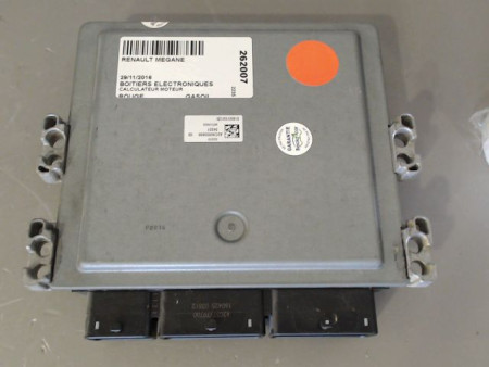 CALCULATEUR MOTEUR RENAULT MEGANE
