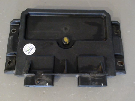 CALCULATEUR MOTEUR PEUGEOT PARTNER