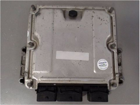 CALCULATEUR MOTEUR PEUGEOT 206
