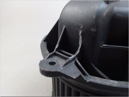 MOTEUR VENTILATEUR CHAUFFAGE RENAULT TRAFIC