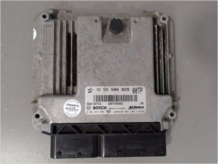 CALCULATEUR MOTEUR OPEL CORSA
