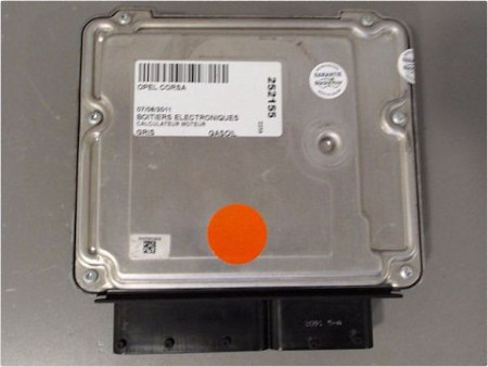 CALCULATEUR MOTEUR OPEL CORSA
