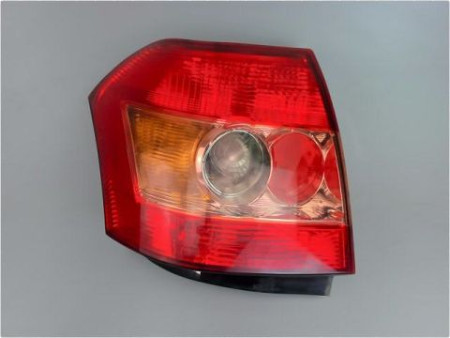 FEU ARRIERE DROIT TOYOTA COROLLA