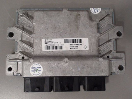 CALCULATEUR MOTEUR RENAULT CLIO