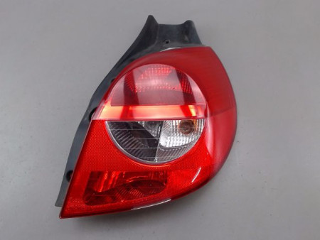 FEU ARRIERE DROIT RENAULT CLIO