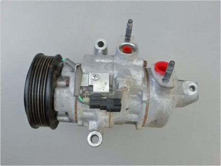 COMPRESSEUR AIR CONDITIONNE FORD KA+