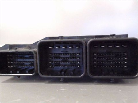 CALCULATEUR MOTEUR FORD FIESTA