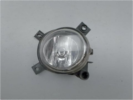 PHARE ANTIBROUILLARD AVANT DROIT AUDI A4