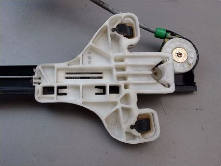 MECANISME LEVE-GLACE ARRIERE GAUCHE VOLKSWAGEN POLO