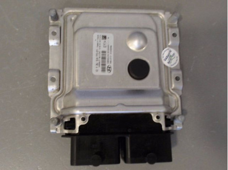 CALCULATEUR MOTEUR HYUNDAI I20
