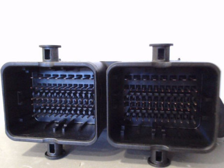 CALCULATEUR MOTEUR HYUNDAI I20
