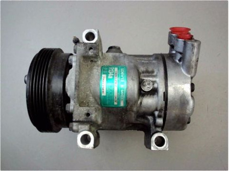 COMPRESSEUR AIR CONDITIONNE RENAULT CLIO