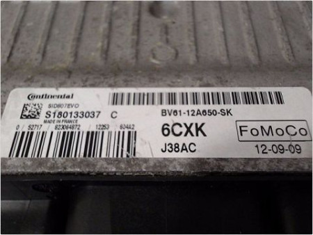 CALCULATEUR MOTEUR FORD FOCUS